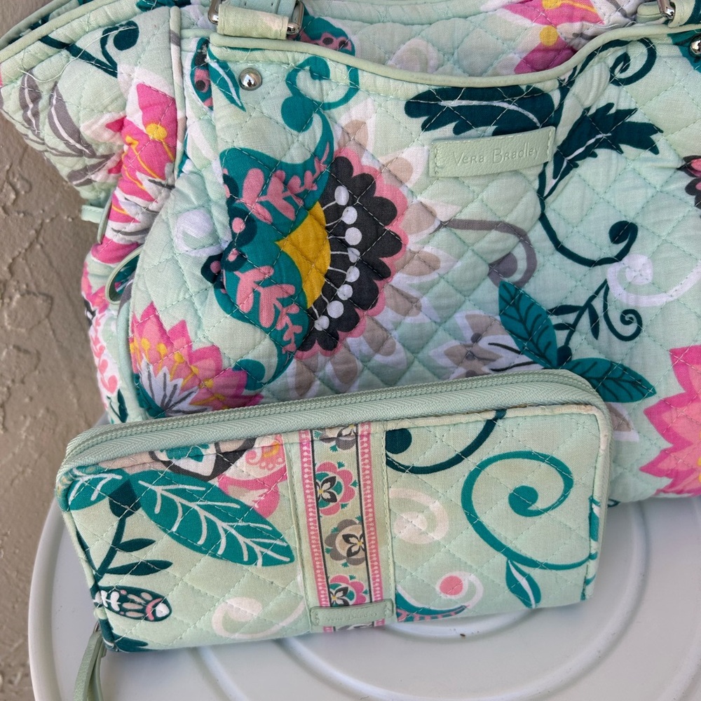 Vera Bradley Glenna Satchel and matching wallet in a quilted cotton floral
